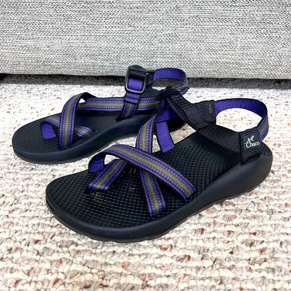 Chaco Classic Outdoor Hiking Sandals - Picture 1 of 10
